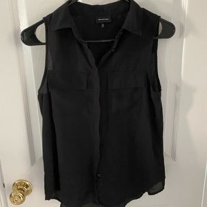 Who What Wear Sleeveless Black Blouse
